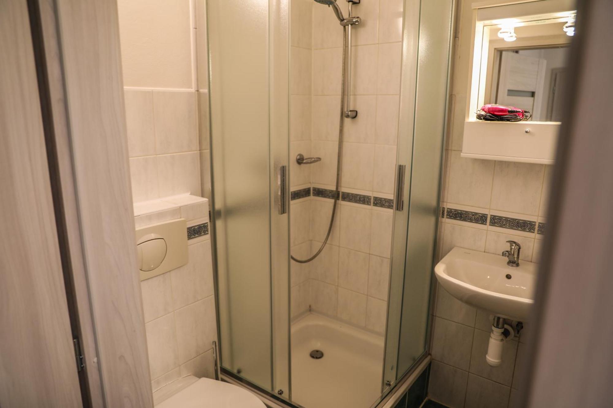 Apartment Irma Карлови Вари Екстериор снимка